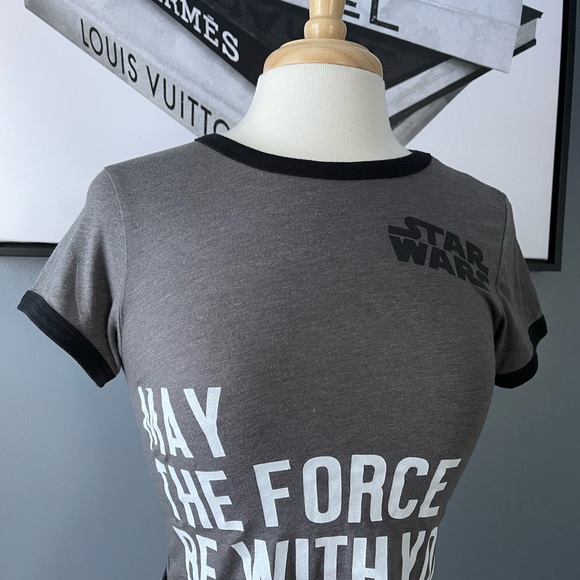 Star Wars T-Shirt - Picture 2 of 5